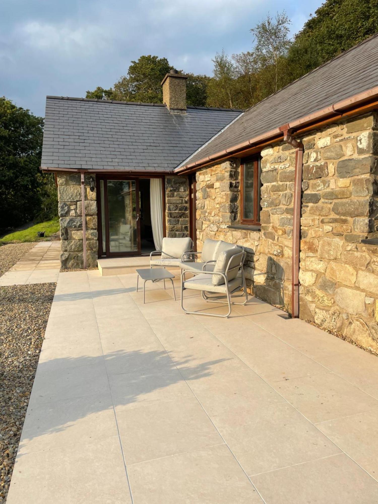 Llety Cynnes Villa Machynlleth Exterior photo