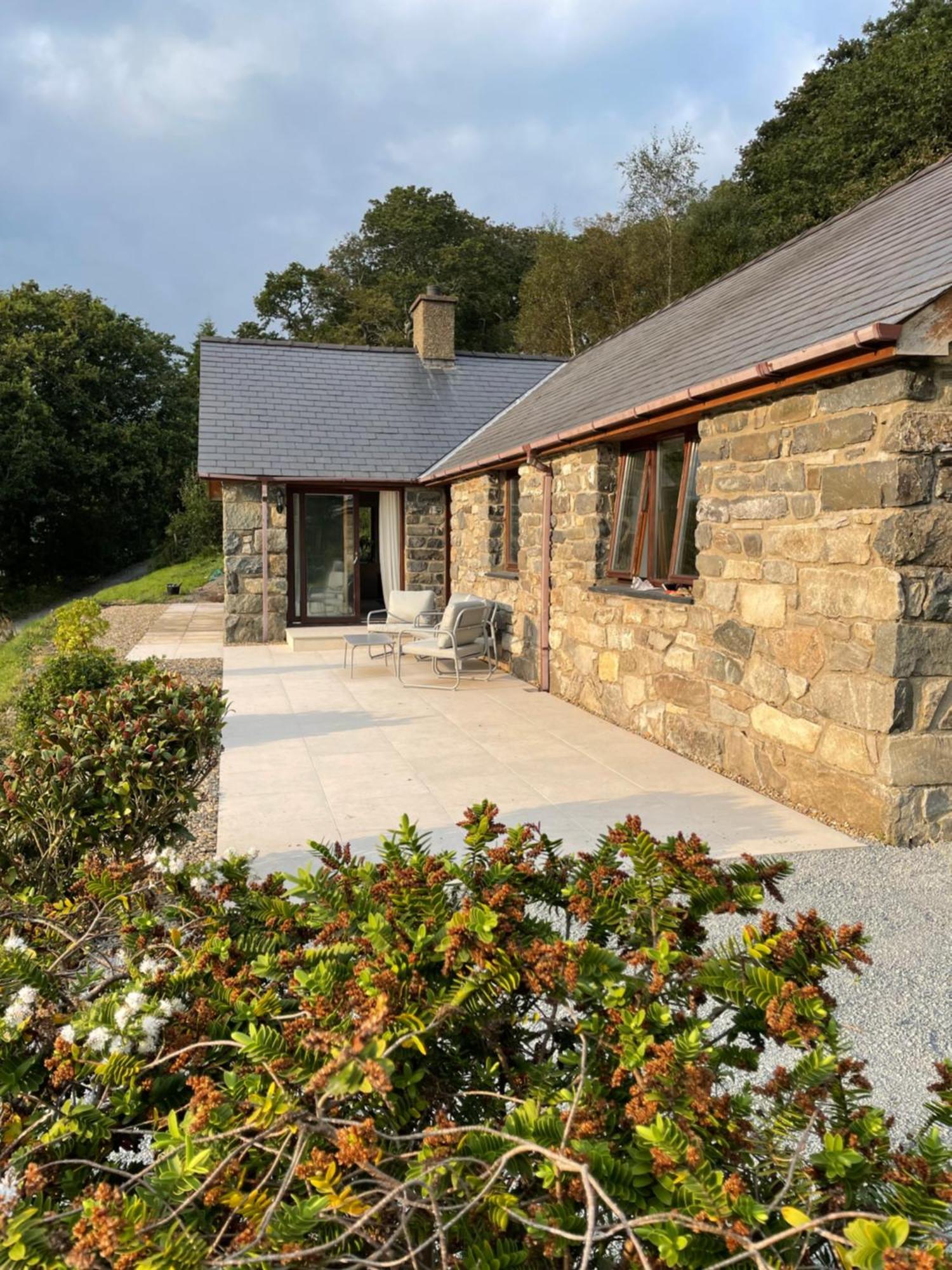 Llety Cynnes Villa Machynlleth Exterior photo